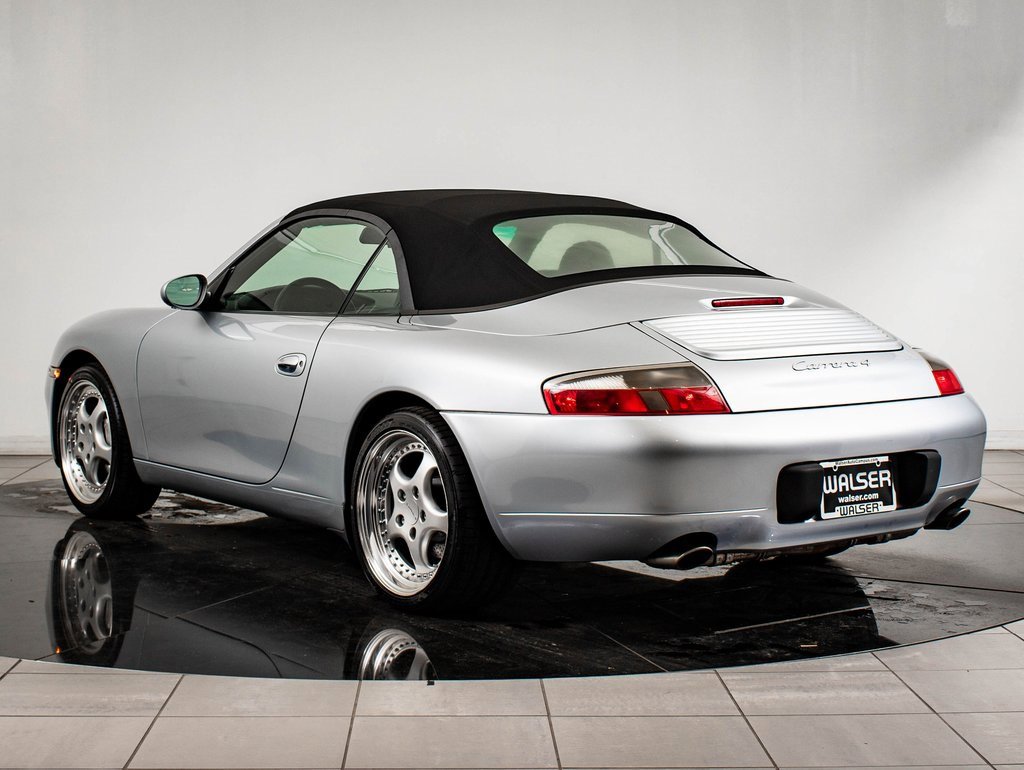 Used 2001 Porsche 911 Carrera 4 image 3