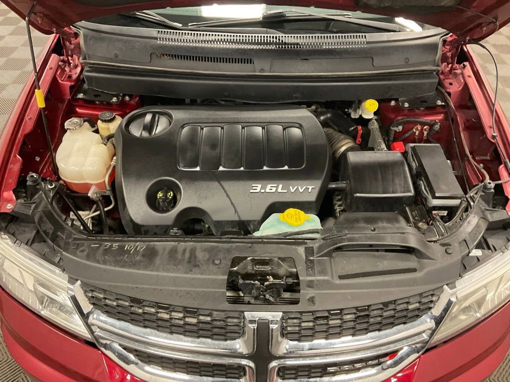 Used 2011 Dodge Journey Mainstreet w/ Popular Equipment Group AWD/4WD image 15