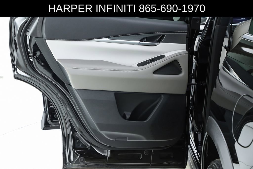 Certified 2026 INFINITI QX60 Pure w/ Cargo Package image 18