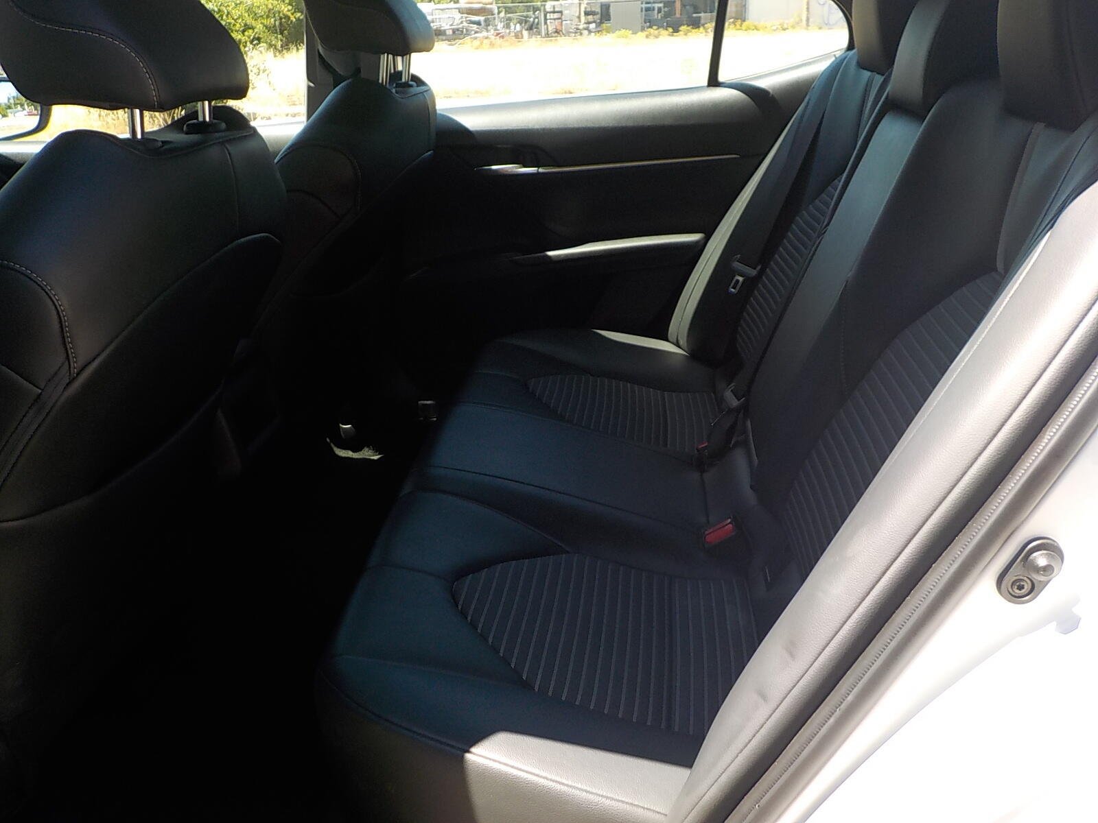 Used 2023 Toyota Camry SE FWD image 16