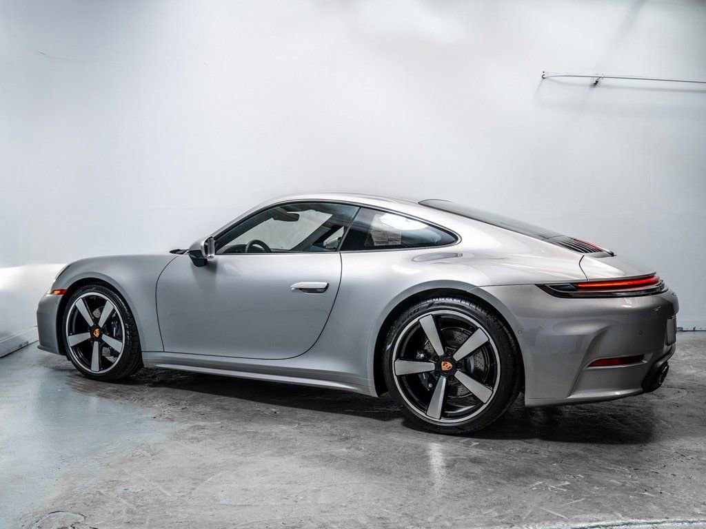 New 2026 Porsche 911 Carrera image 19
