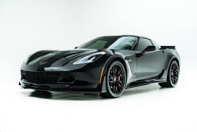 Used 2015 Chevrolet Corvette Z06 w/ 3LZ Preferred Equipment Group RWD image 8