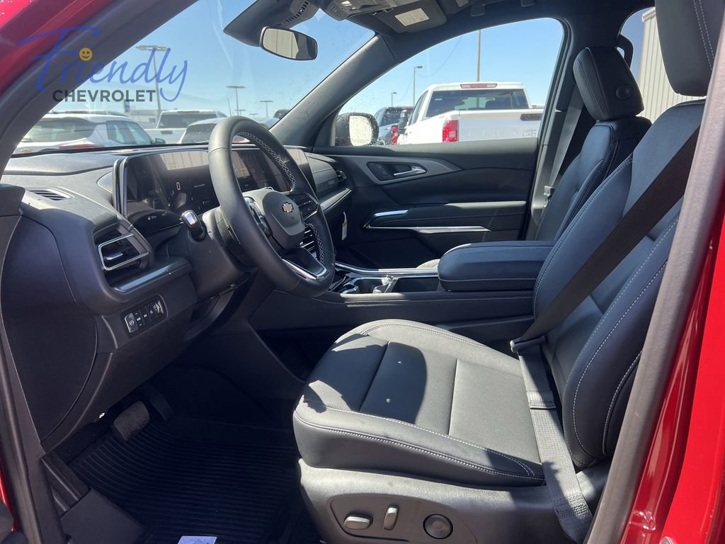 New 2026 Chevrolet Traverse LT w/ LPO, Floor Liner Package AWD/4WD image 4