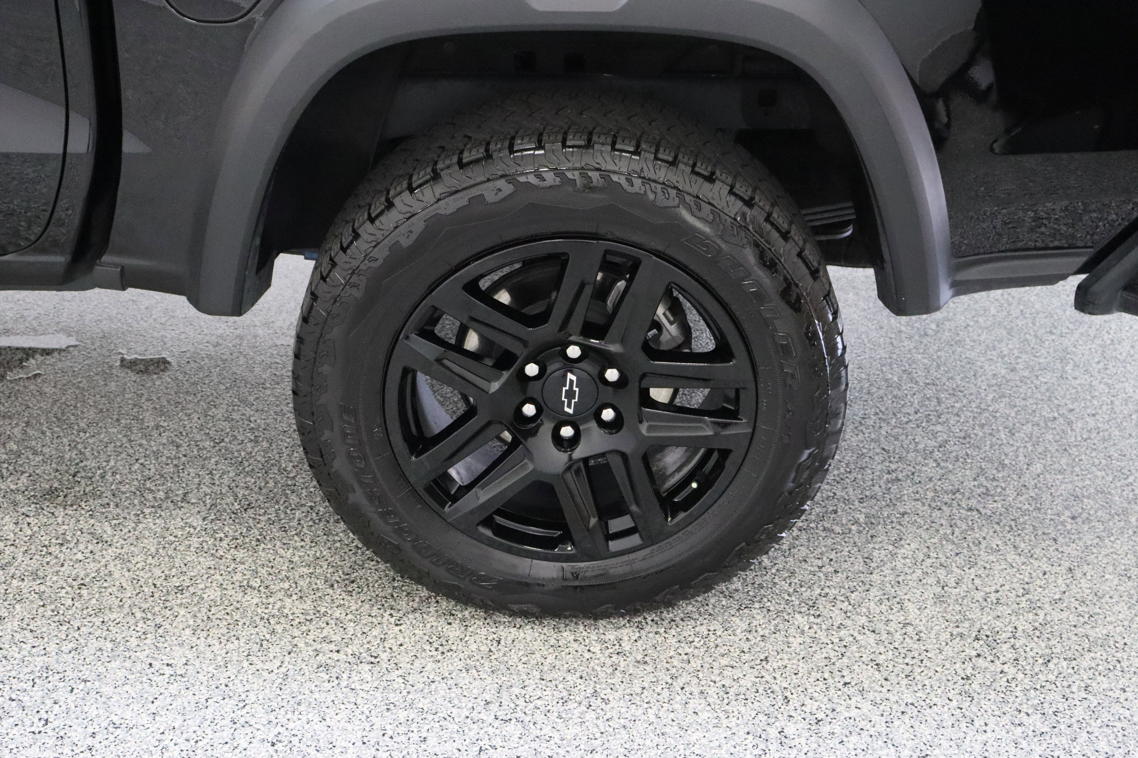 Used 2025 Chevrolet Colorado Trail Boss image 10