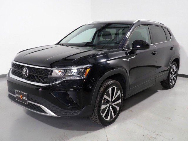 Used 2024 Volkswagen Taos SE image 9