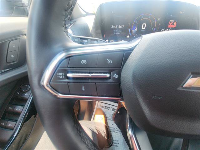 Used 2025 Chevrolet Equinox LT AWD/4WD image 21