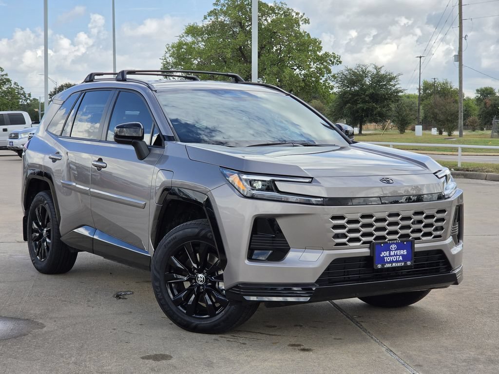 Used 2026 Toyota RAV4 SE AWD/4WD image 2