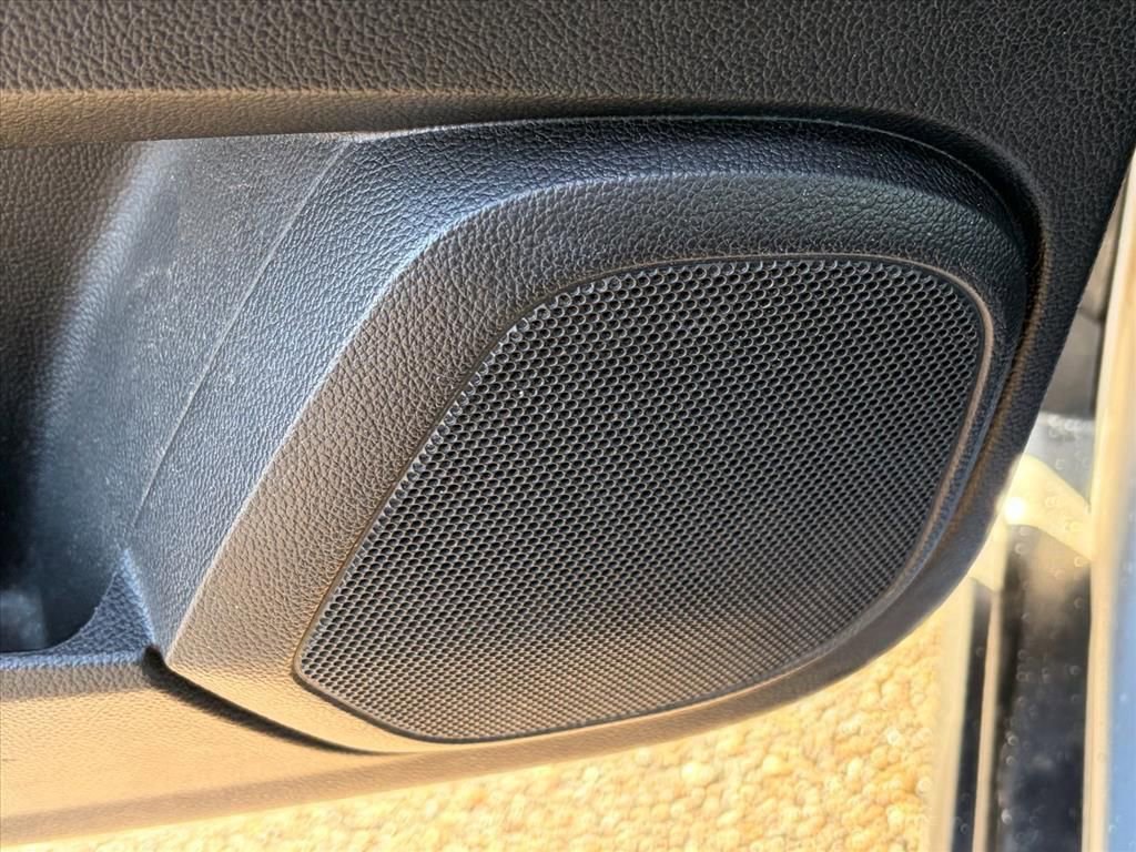 Used 2015 Cadillac SRX Luxury image 44