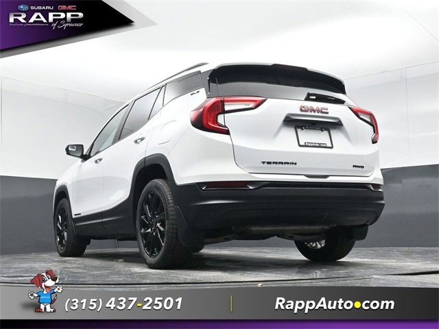 Used 2023 GMC Terrain SLE w/ Driver Convenience Package image 15