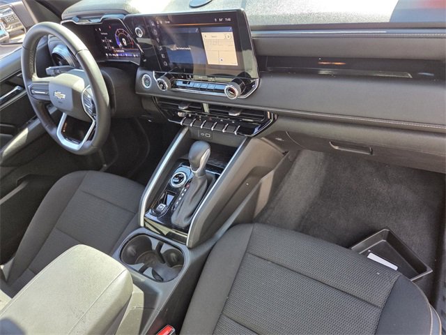 Used 2024 Chevrolet Colorado LT image 16