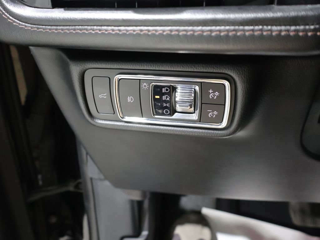 Used 2020 Lincoln Aviator Reserve w/ Equipment Group 202A AWD/4WD image 32