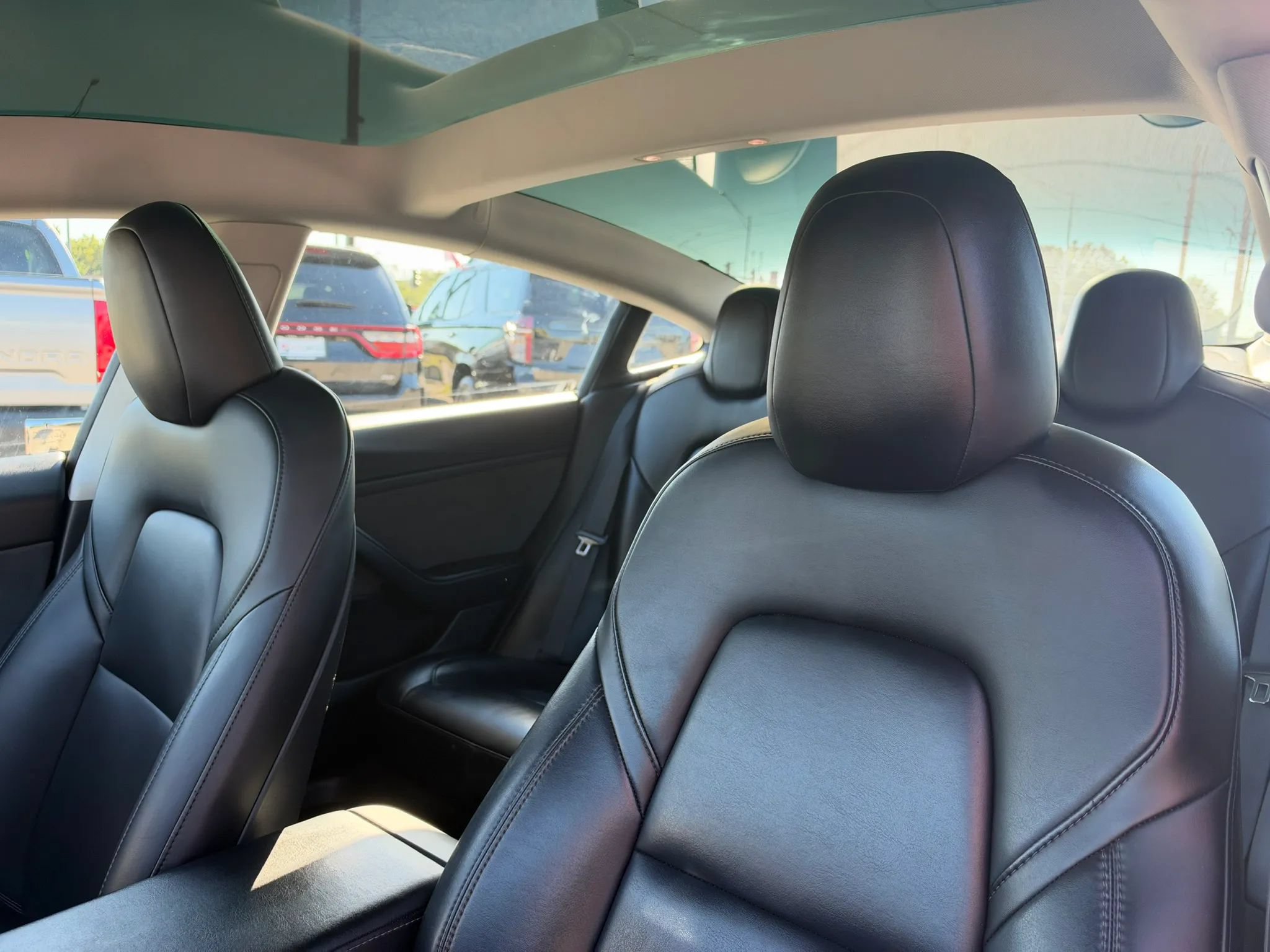 Used 2022 Tesla Model 3 Standard Range RWD image 14