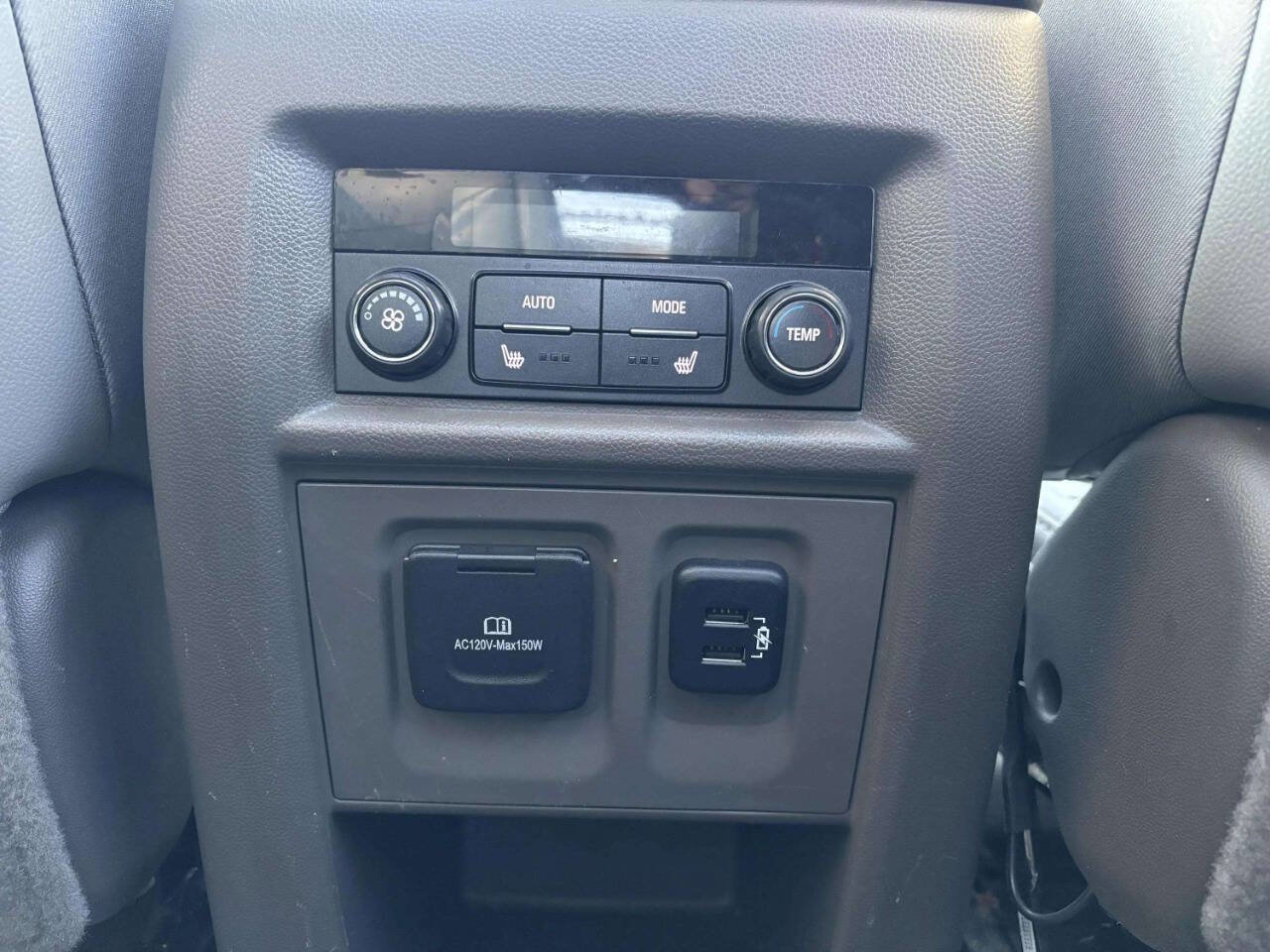 Used 2018 Chevrolet Traverse Premier image 38