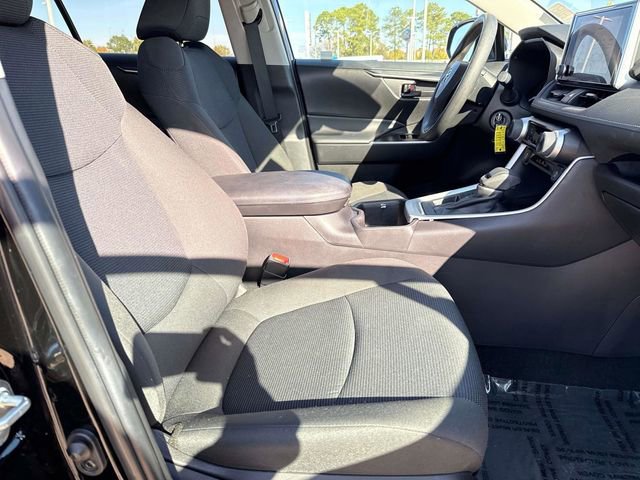 Used 2024 Toyota RAV4 LE image 12