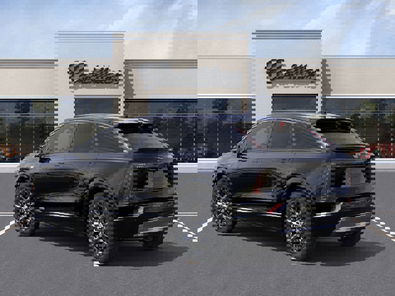 New 2025 Cadillac Optiq Luxury 2 image 3