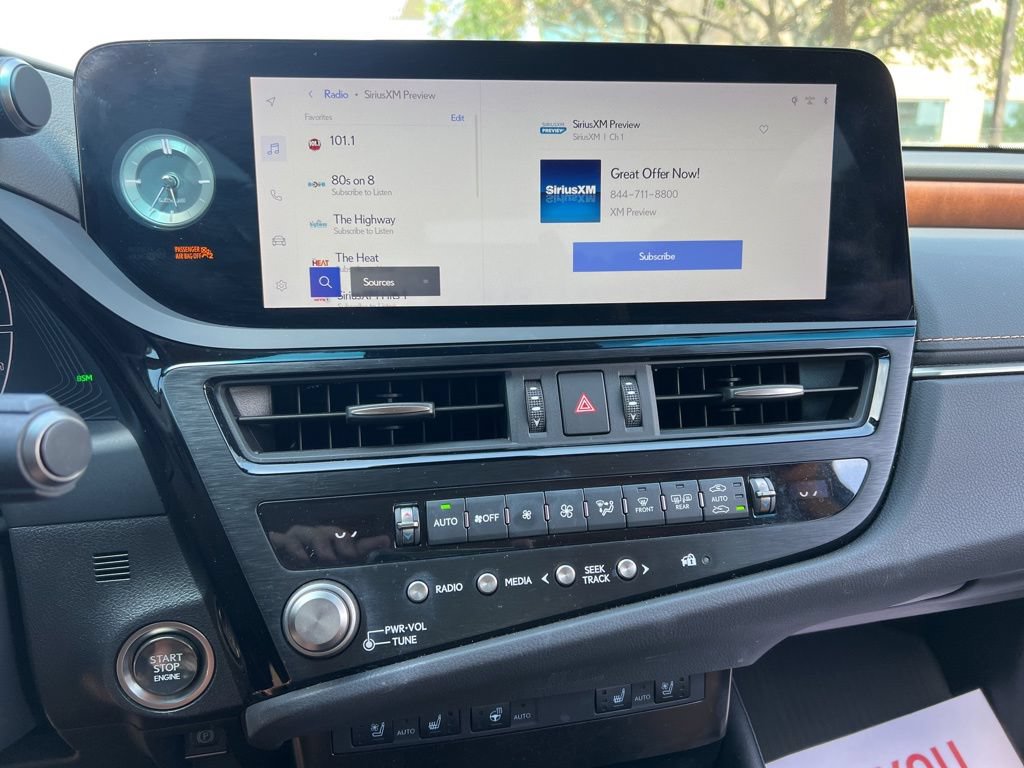 Used 2023 Lexus ES 350 w/ Premium Package FWD image 13