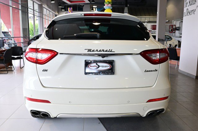 Used 2019 Maserati Levante GranLusso AWD/4WD image 6