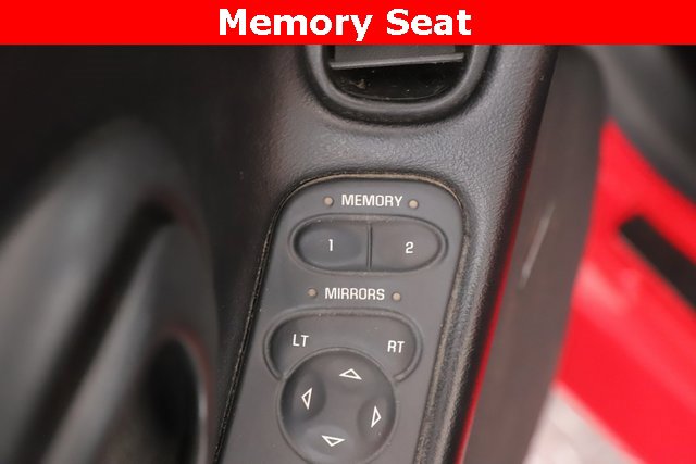 Used 1999 Chevrolet Corvette Convertible w/ Memory Pkg image 17