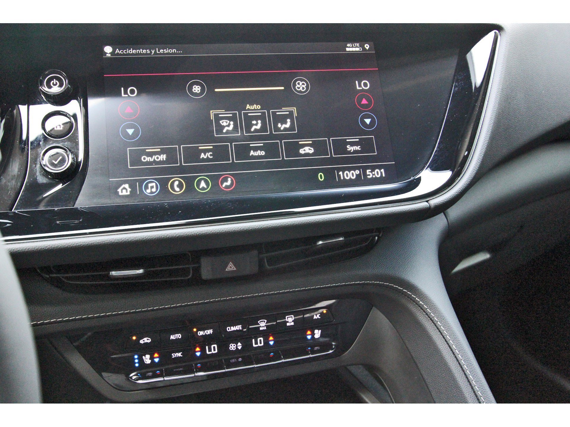 Used 2023 Buick Envision Avenir AWD/4WD image 30