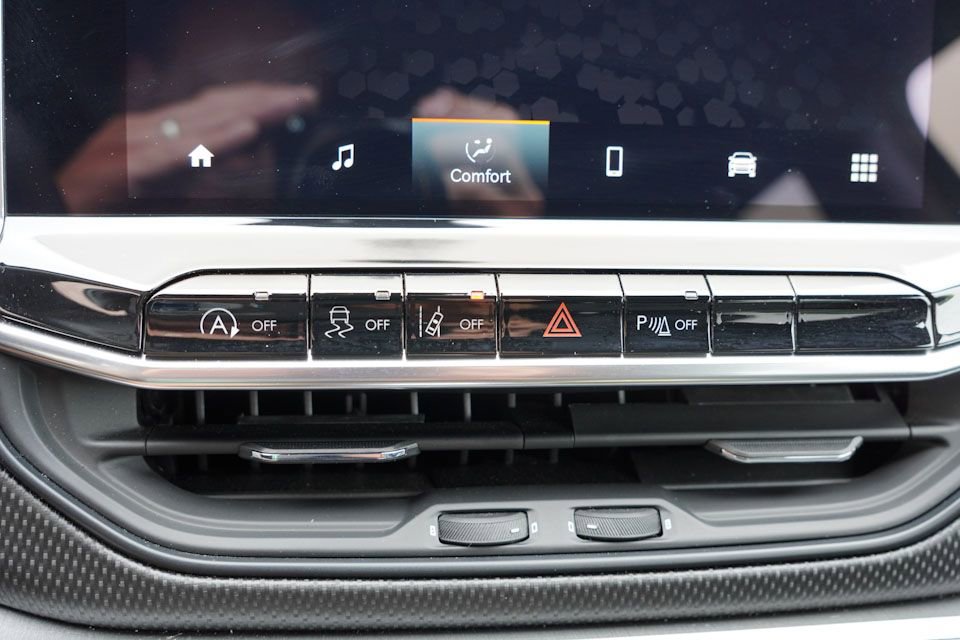 Certified 2024 Jeep Compass Trailhawk w/ Trailhawk Convenience Group image 28