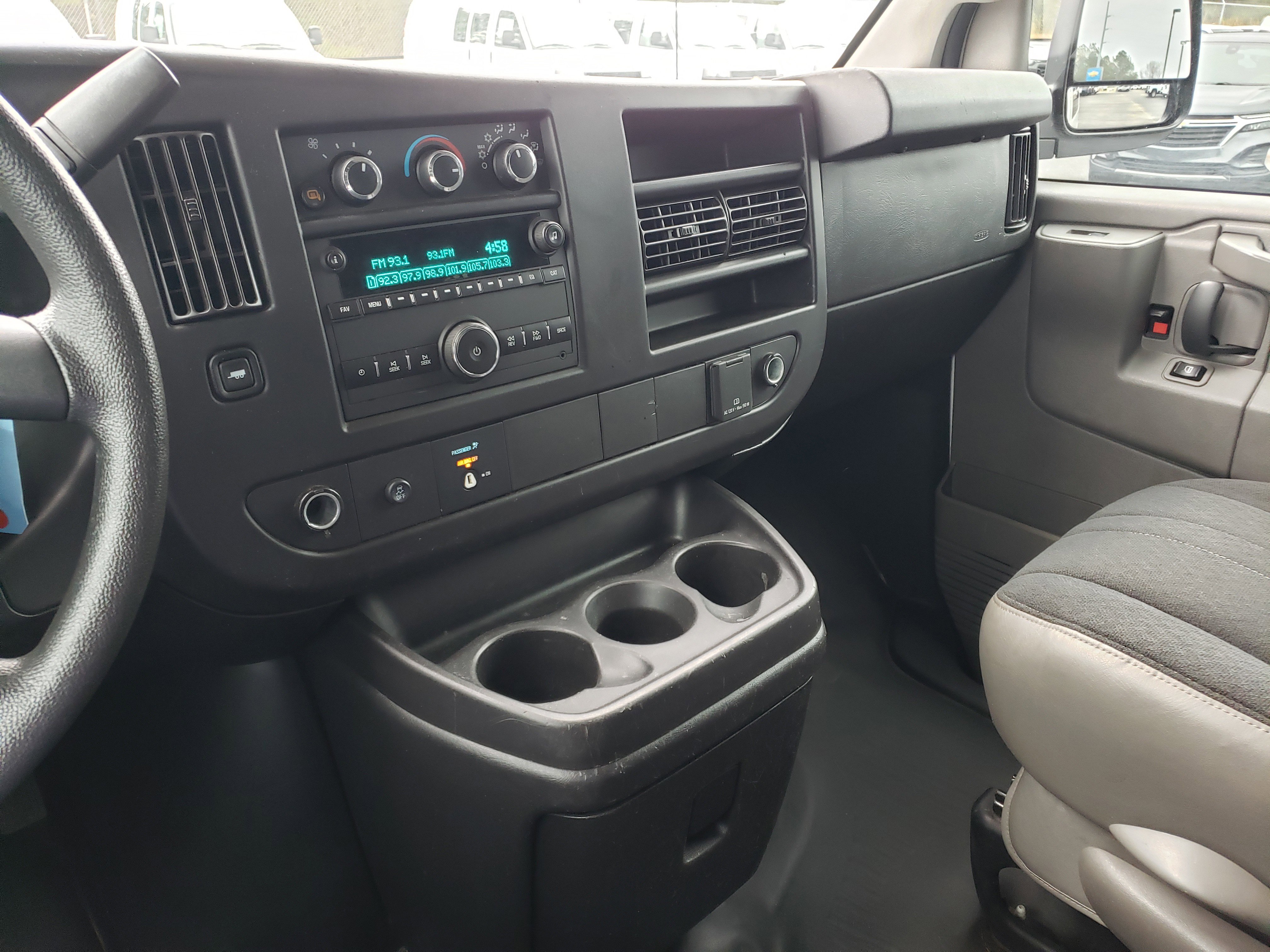 Used 2021 Chevrolet Express 2500 w/ Driver Convenience Package image 21