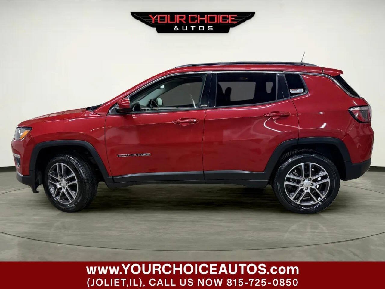 Used 2019 Jeep Compass Latitude AWD/4WD image 2