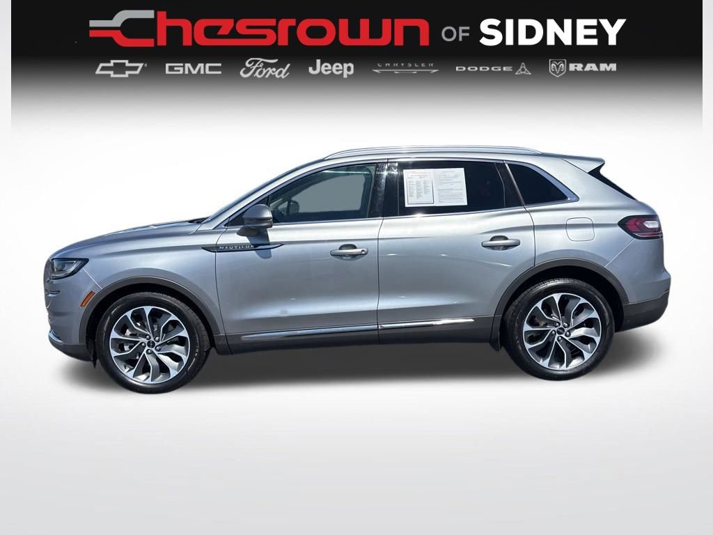 Used 2023 Lincoln Nautilus Reserve AWD/4WD image 2