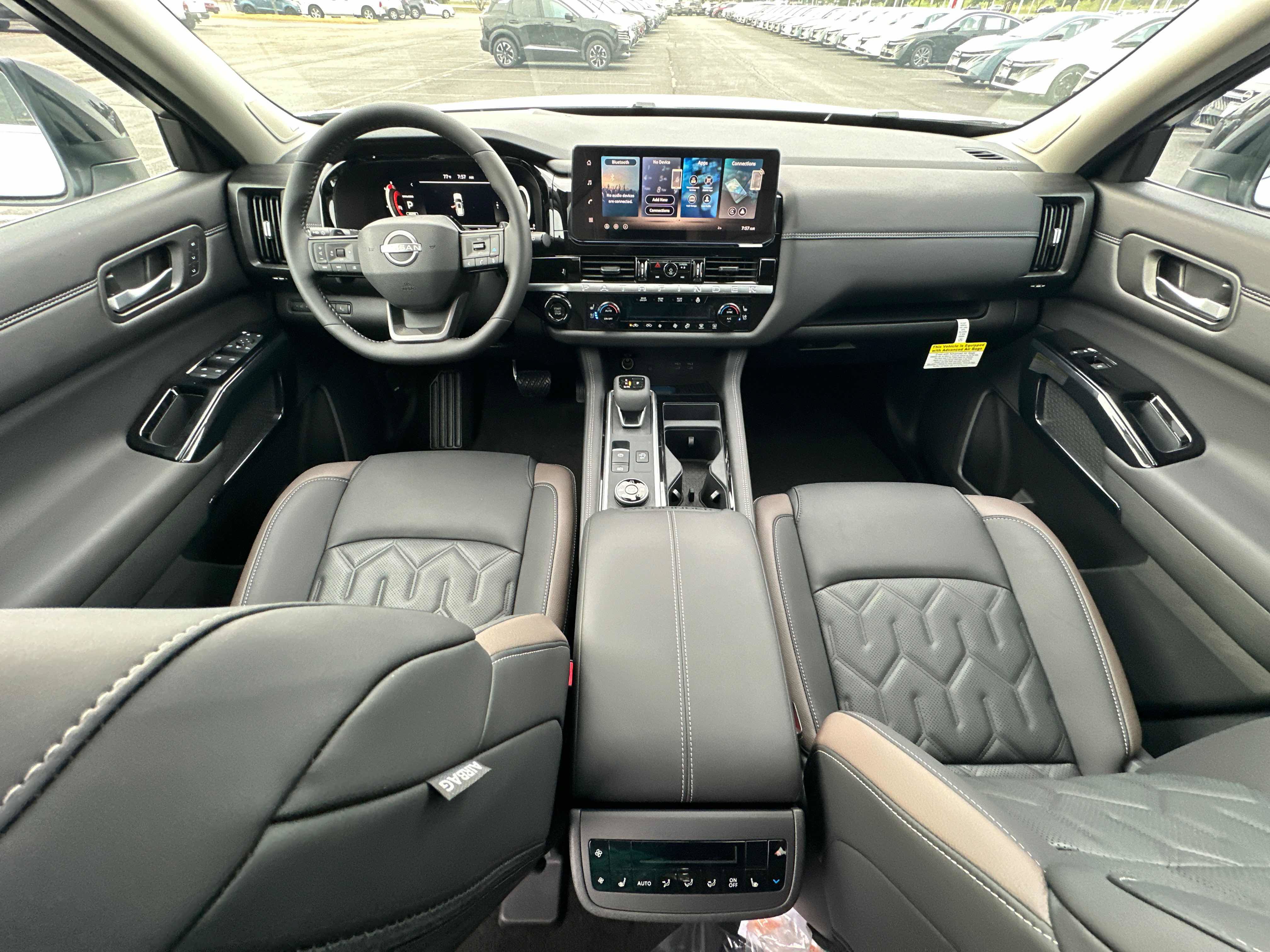 New 2026 Nissan Pathfinder Platinum AWD/4WD image 31