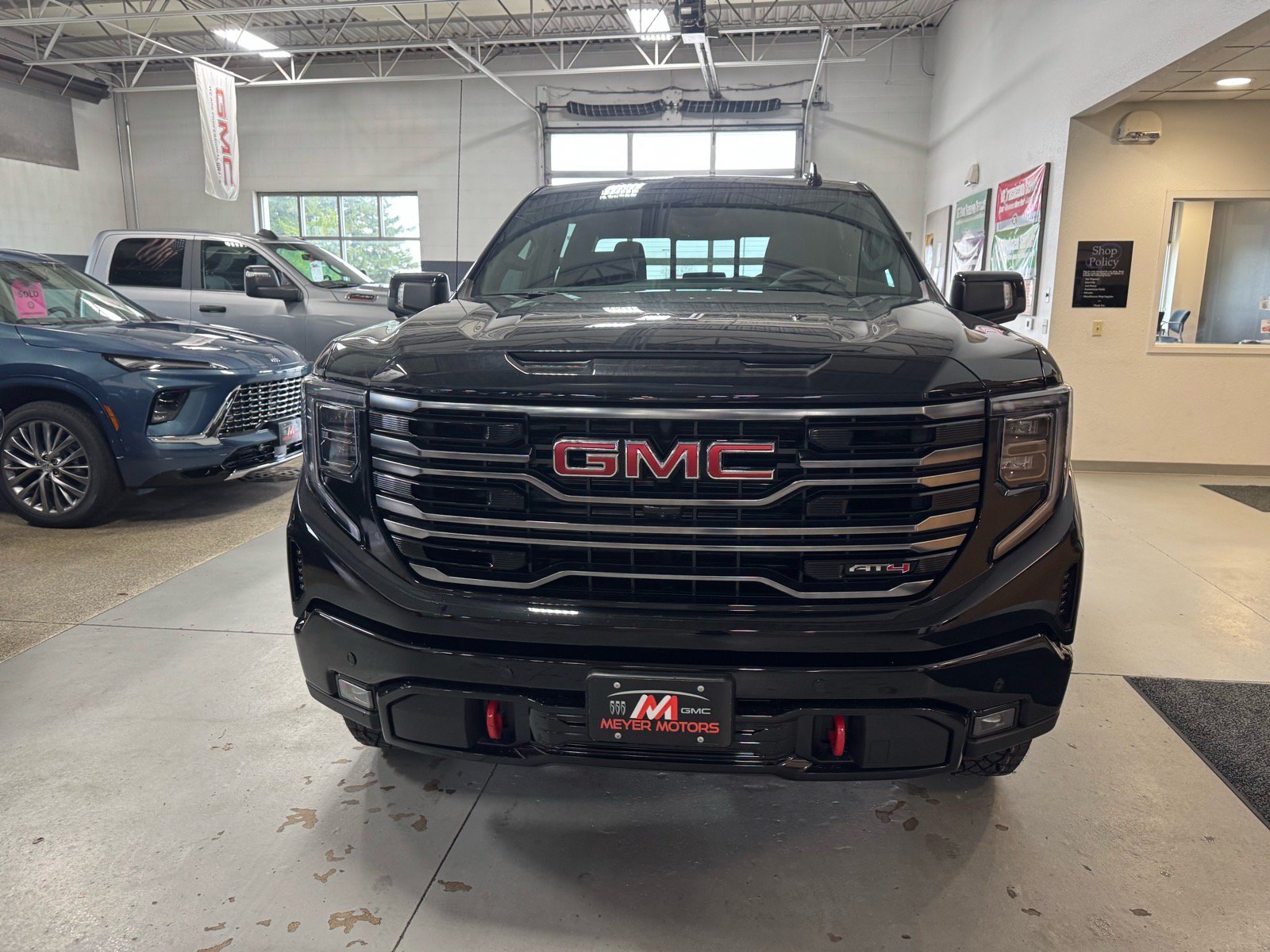 New 2026 GMC Sierra 1500 AT4 w/ AT4 Premium Package AWD/4WD image 2