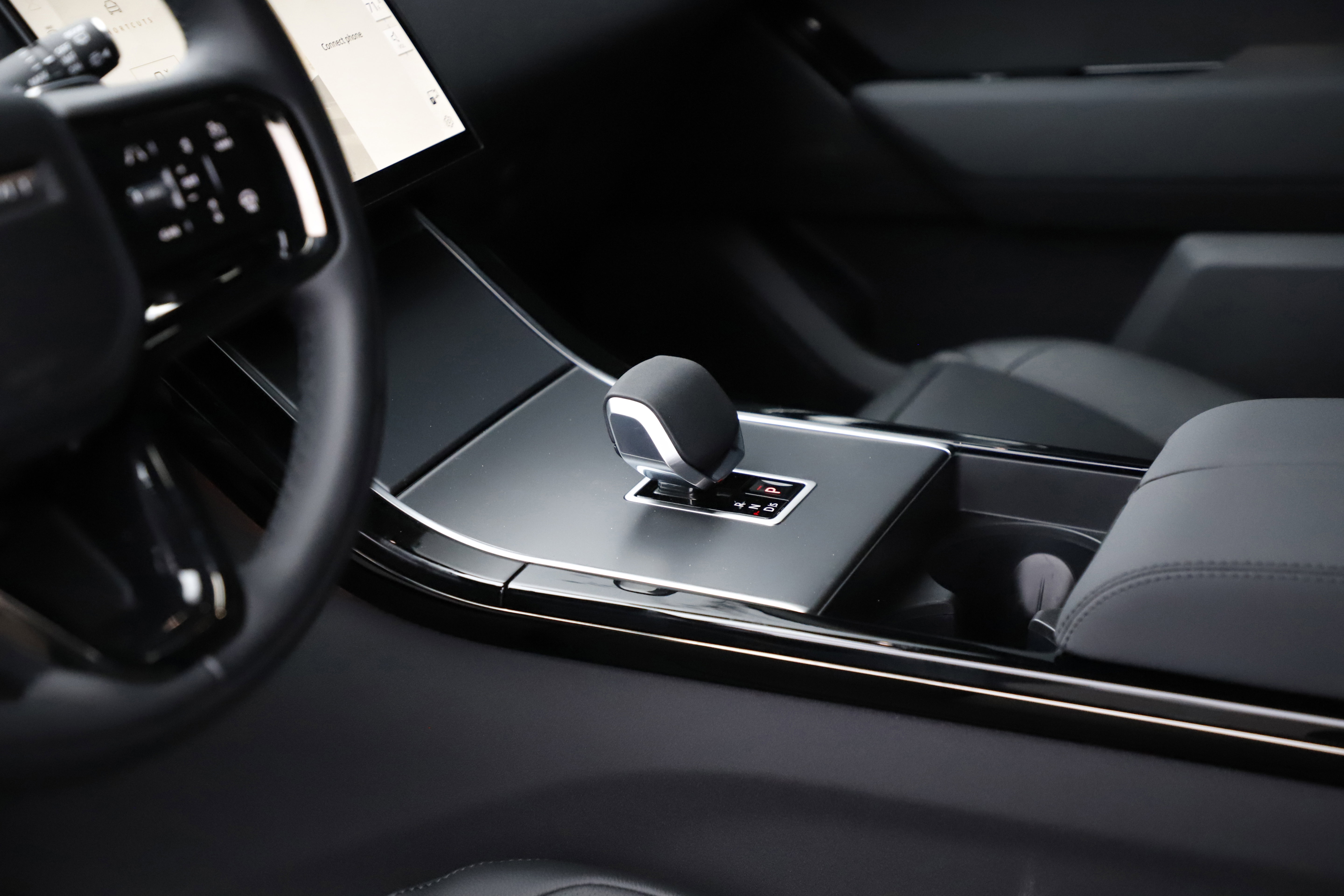 New 2026 Land Rover Range Rover Velar S image 21