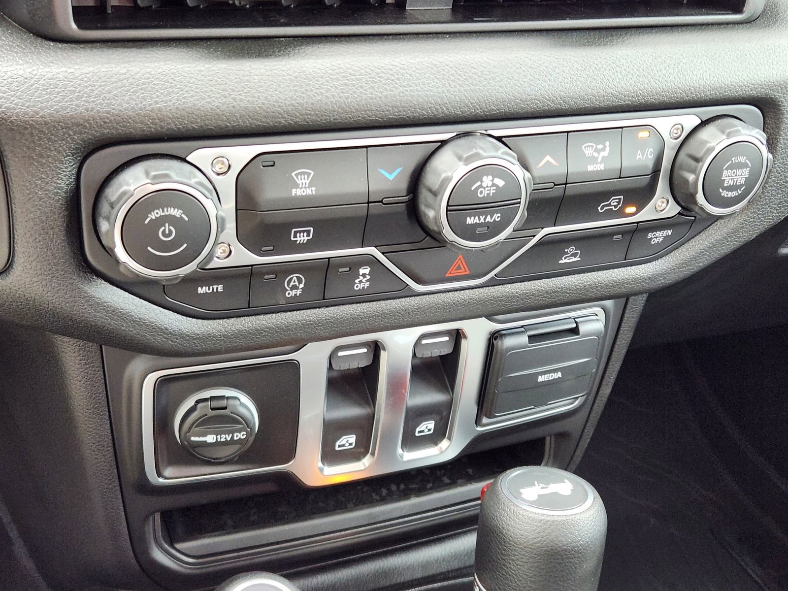 New 2025 Jeep Wrangler Sport image 19