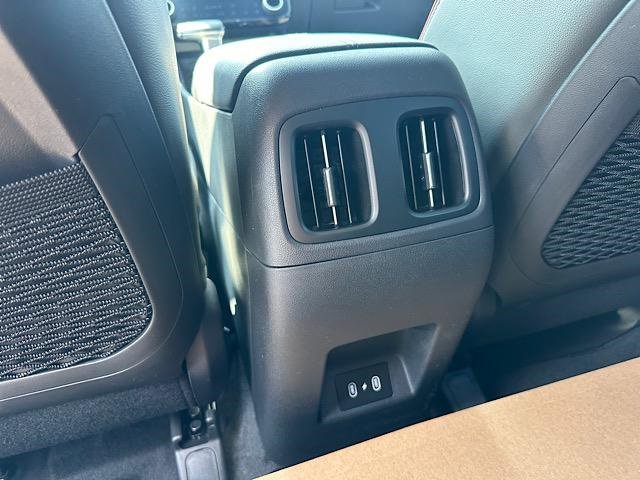 New 2025 Hyundai Santa Cruz Limited image 10