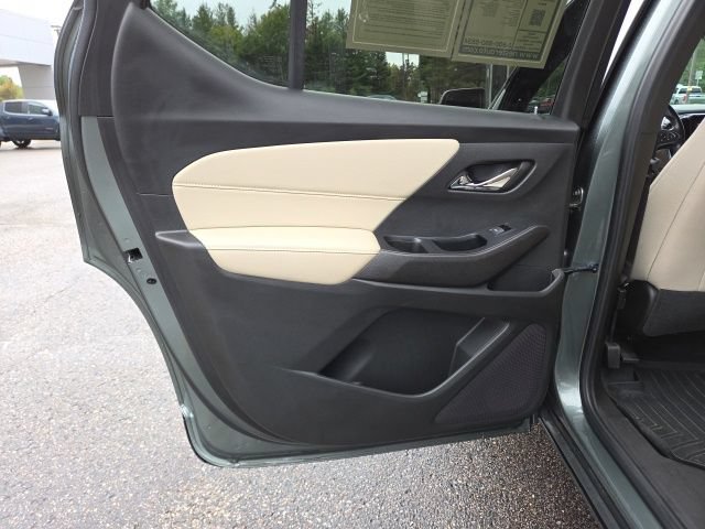 Used 2022 Chevrolet Traverse LT AWD/4WD image 46