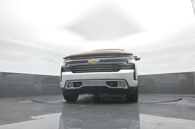Used 2020 Chevrolet Silverado 1500 High Country w/ Technology Package AWD/4WD image 38