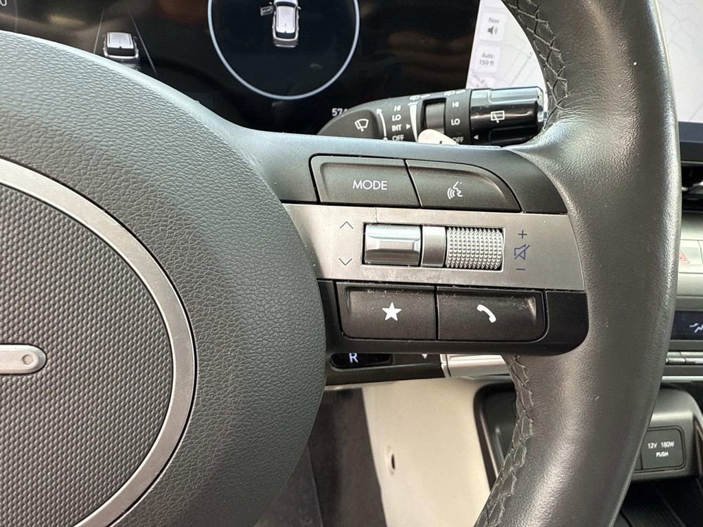 Used 2024 Hyundai Kona Limited image 34