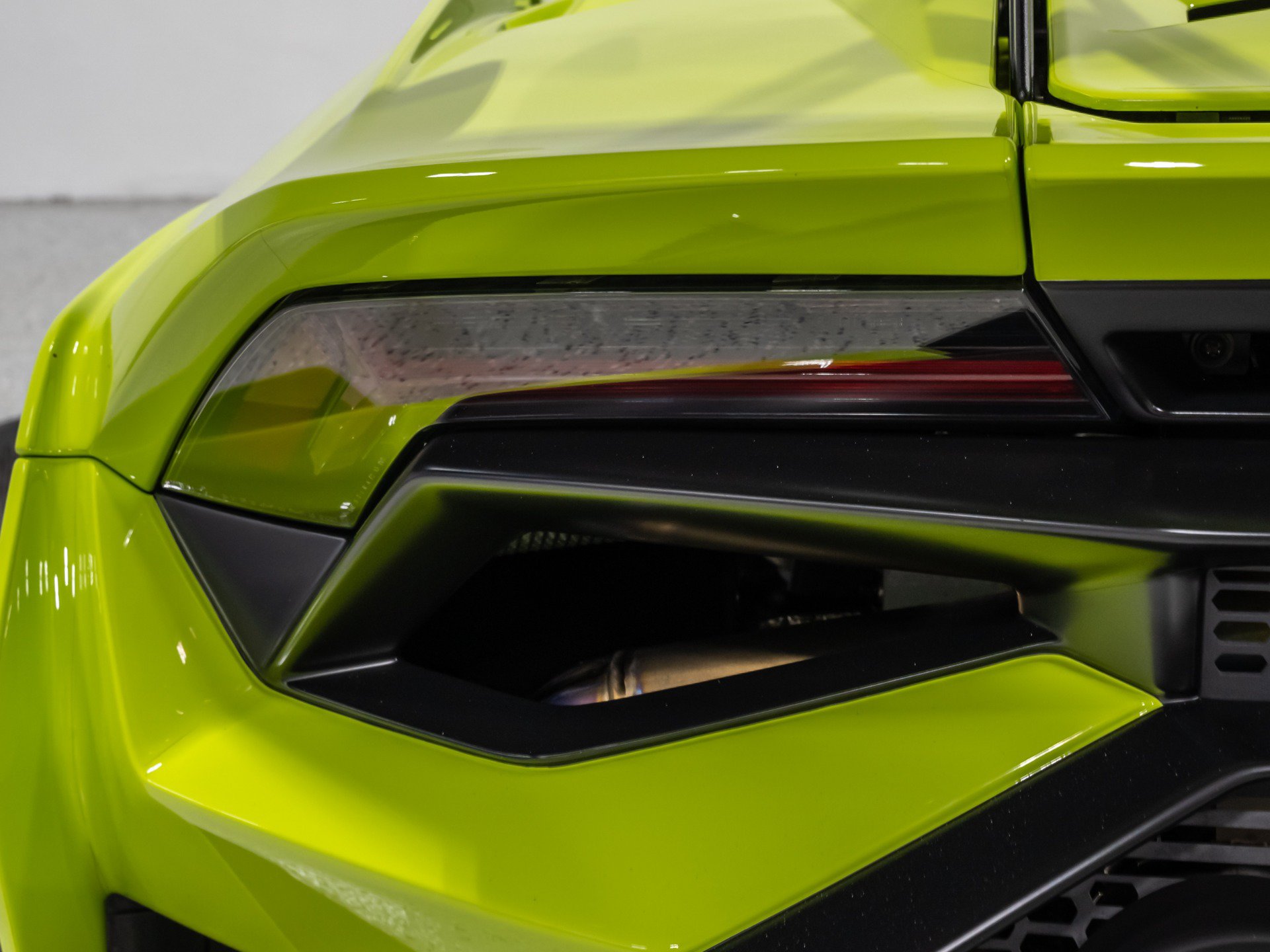 Used 2023 Lamborghini Huracan STO RWD image 26
