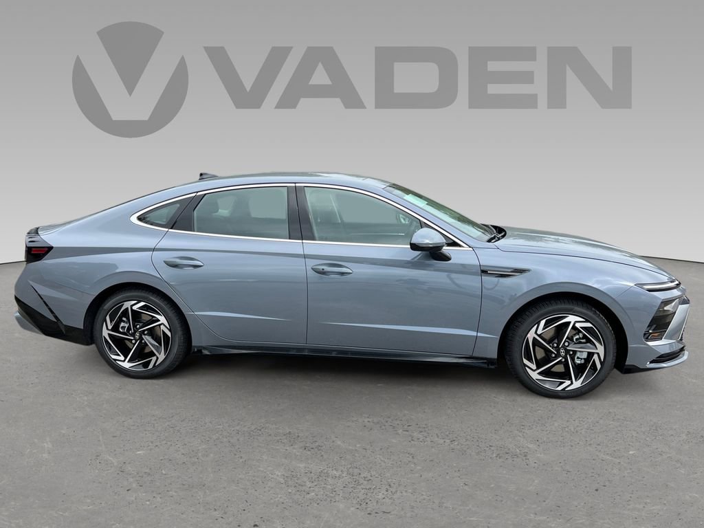 New 2026 Hyundai Sonata SEL image 2