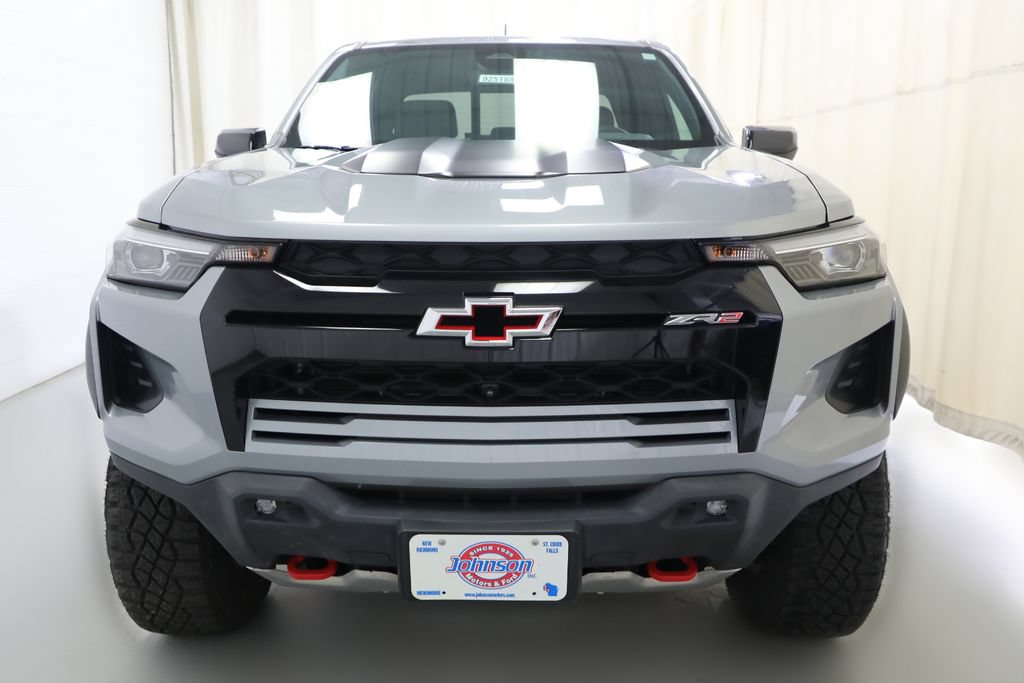 Used 2024 Chevrolet Colorado ZR2 w/ ZR2 Convenience Package III AWD/4WD image 16