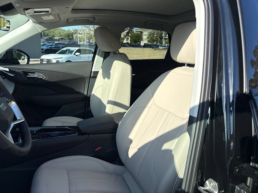 New 2026 Audi Q3 quattro 2.0T AWD/4WD image 13