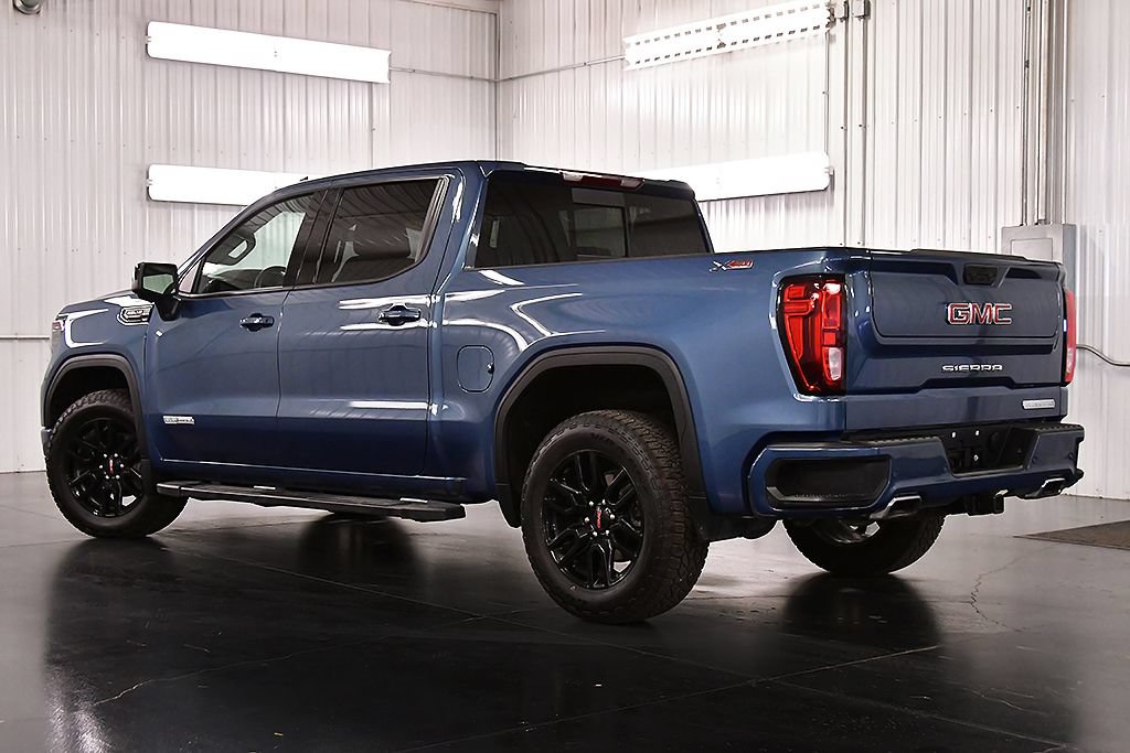 Used 2026 GMC Sierra 1500 Elevation w/ Elevation Premium Package AWD/4WD image 5