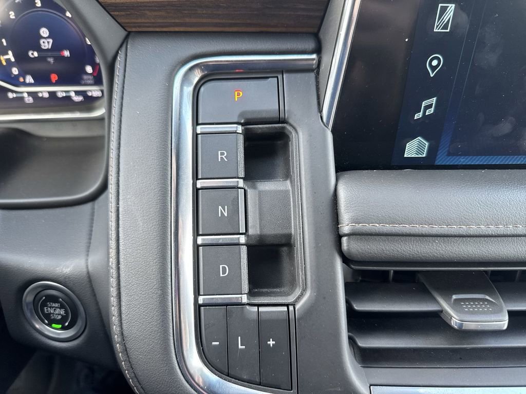 Used 2023 Chevrolet Tahoe High Country image 24