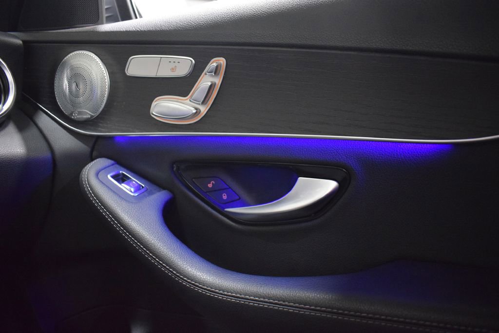 Used 2021 Mercedes-Benz C 300 4MATIC Sedan w/ Driver Assistance Package image 10