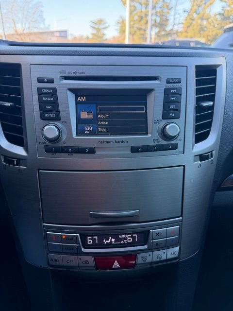 Used 2013 Subaru Legacy 3.6R Limited image 22