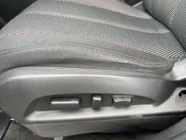 Used 2017 Chevrolet Equinox LT w/ Convenience Package image 19