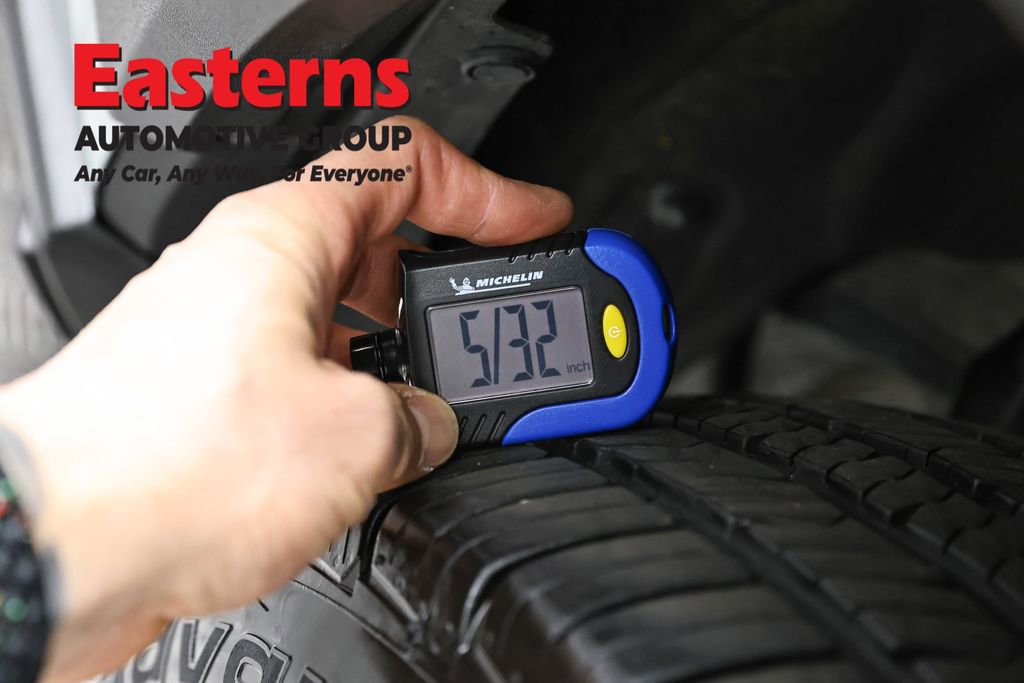 Used 2022 Toyota RAV4 XLE AWD/4WD image 26