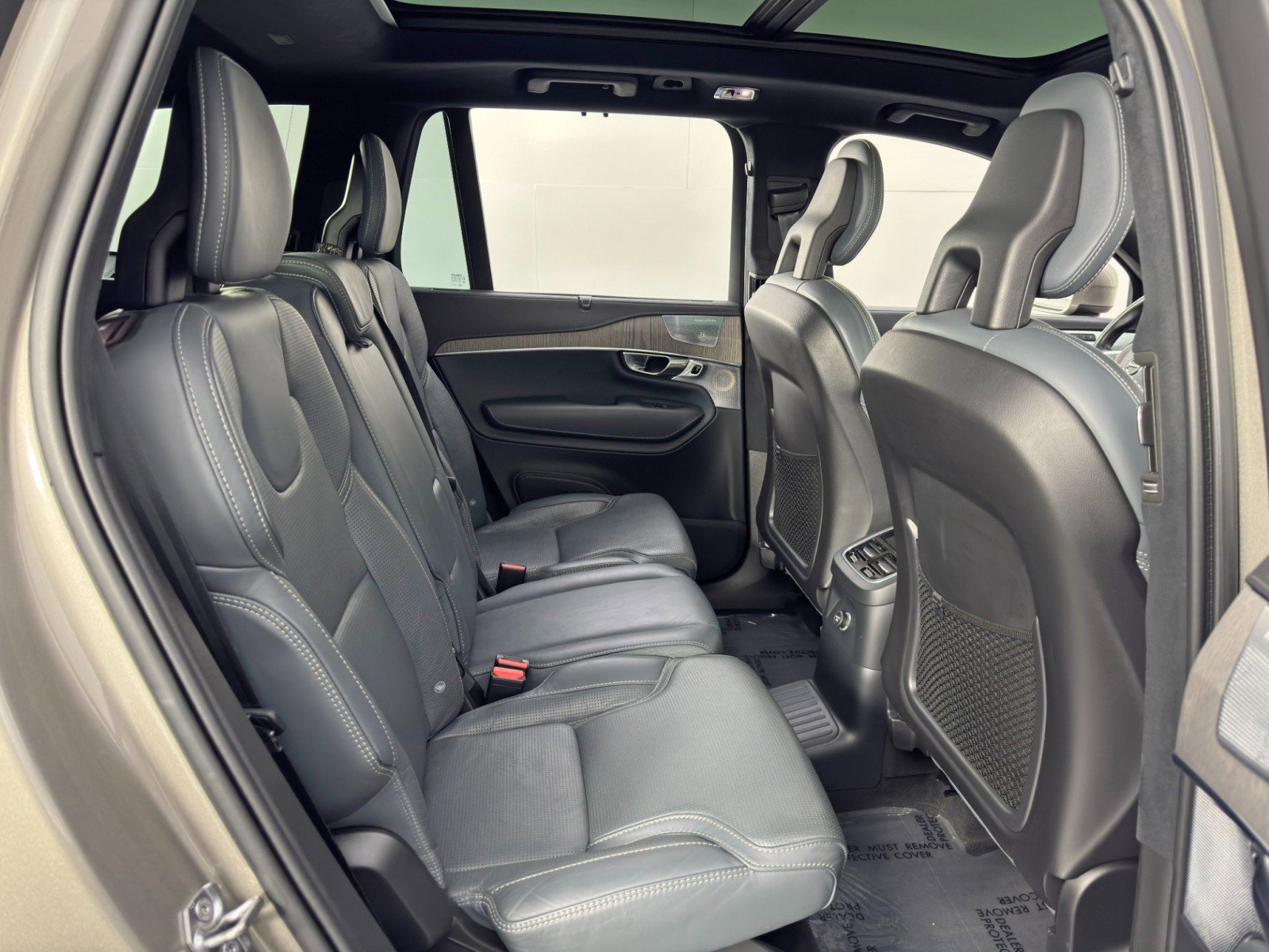 Used 2020 Volvo XC90 T8 Inscription w/ Protection Package image 45