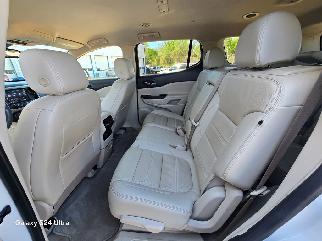 Used 2023 GMC Acadia Denali image 14