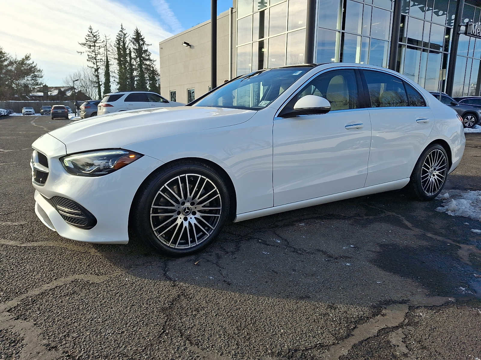 Certified 2022 Mercedes-Benz C 300 4MATIC Sedan image 3
