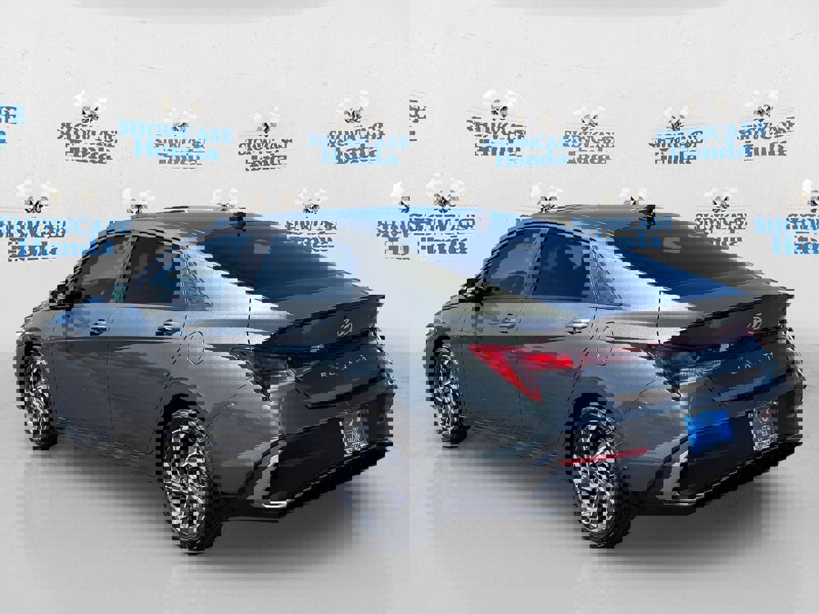 Used 2025 Hyundai Elantra Sport image 5