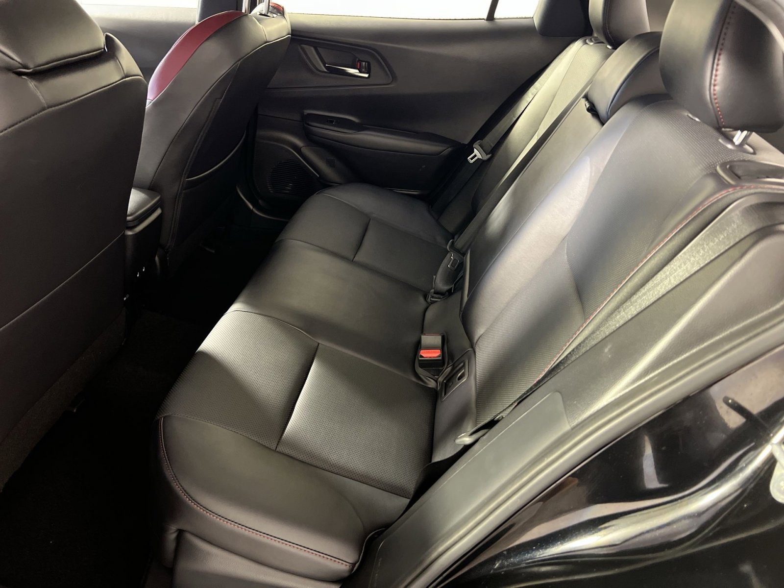 Used 2023 Toyota Prius Prime Premium w/ Advanced Technology Package FWD image 26